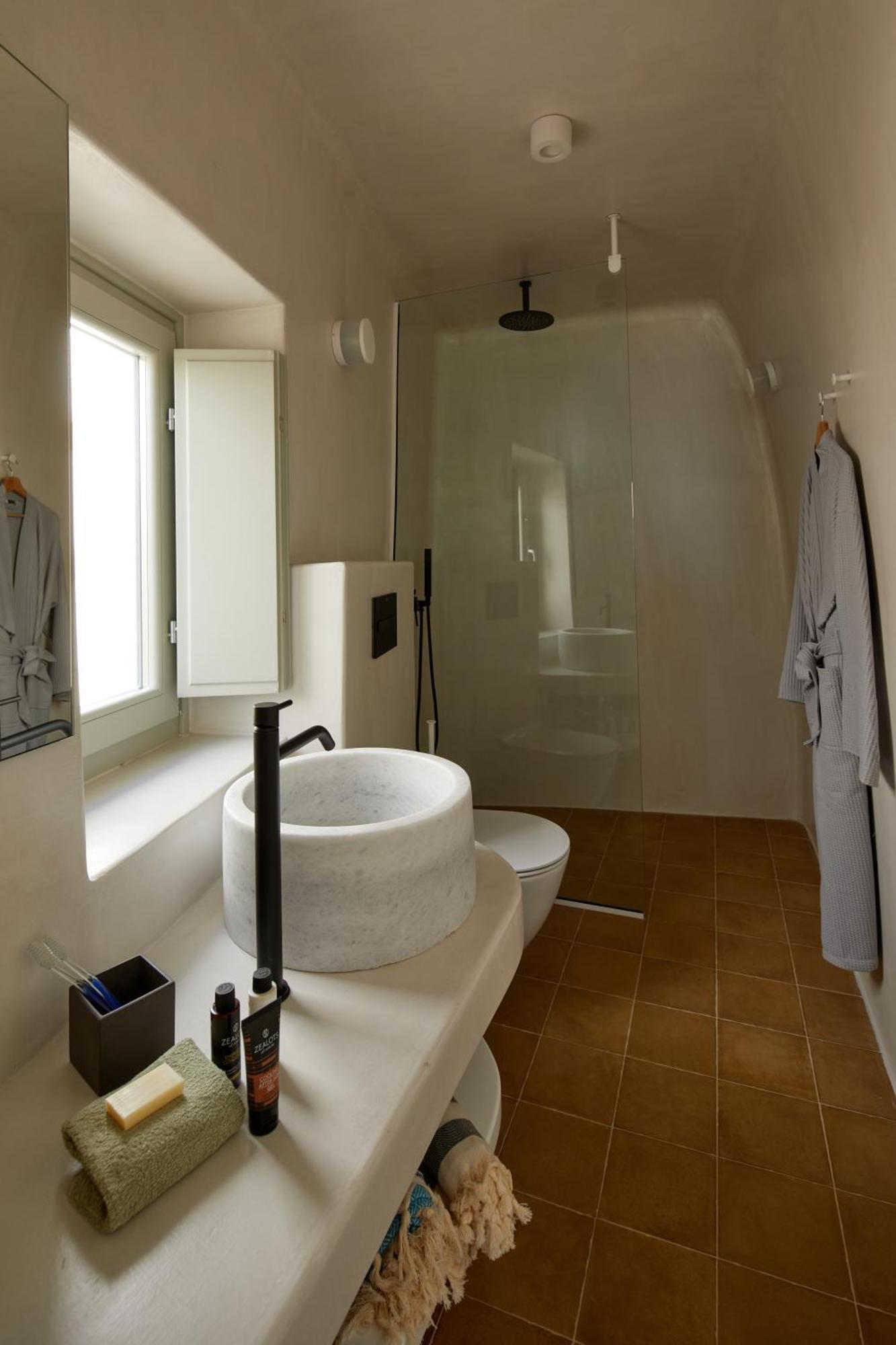 Thiro Exclusive With Private Jacuzzi Apartment